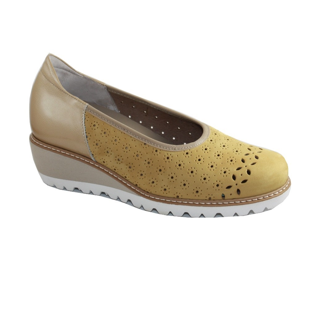 Calzaturificio F.lli Tomasi  Mod. Desy forato scarpa donna decollete traforata ampia pelle zeppa plantare estraibile